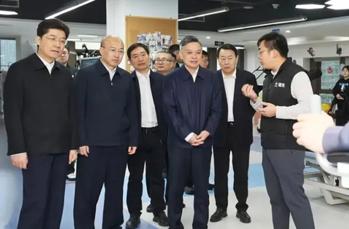 省委副書記、省長劉捷蒞臨程天科技調研指導